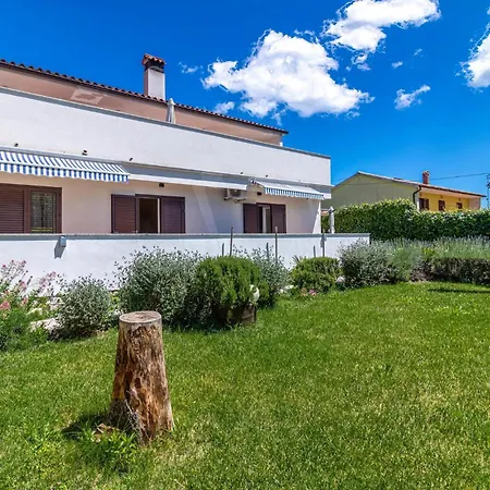 Сasa de vacaciones Awesome In Labin (Istria)