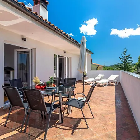 Awesome In * Labin (Istria)