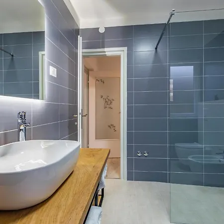 Lovely Home In Labin With Kitchen